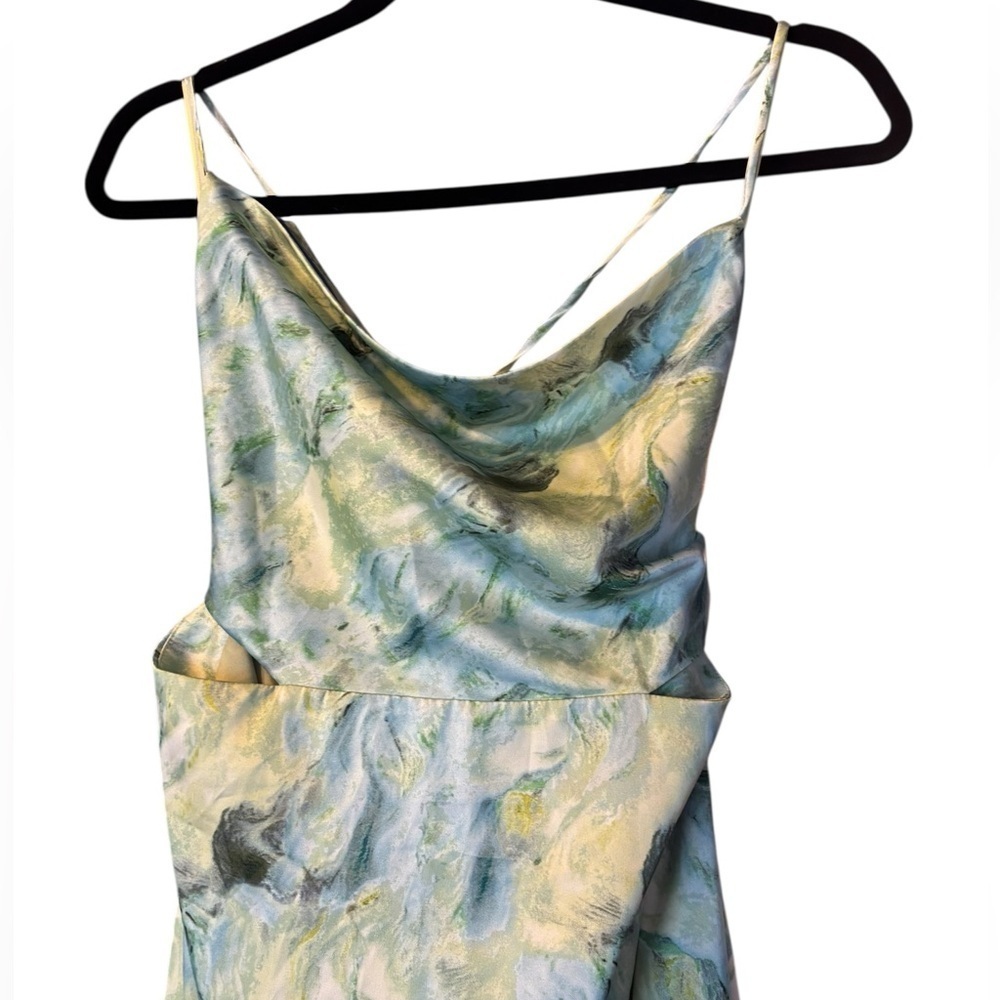 Vici Green Satin Printed Satin Cut Out Maxi Tie Back Midi Formal Dress Large - Picture 4 of 5